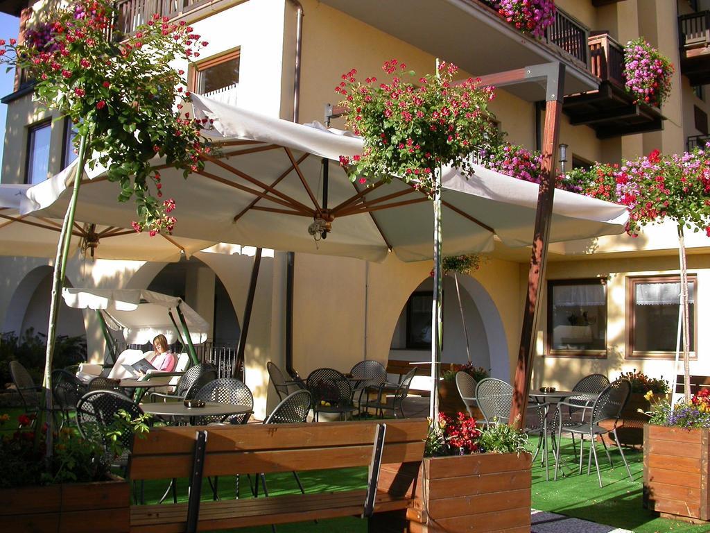 Hotel Corona كارانو المظهر الخارجي الصورة